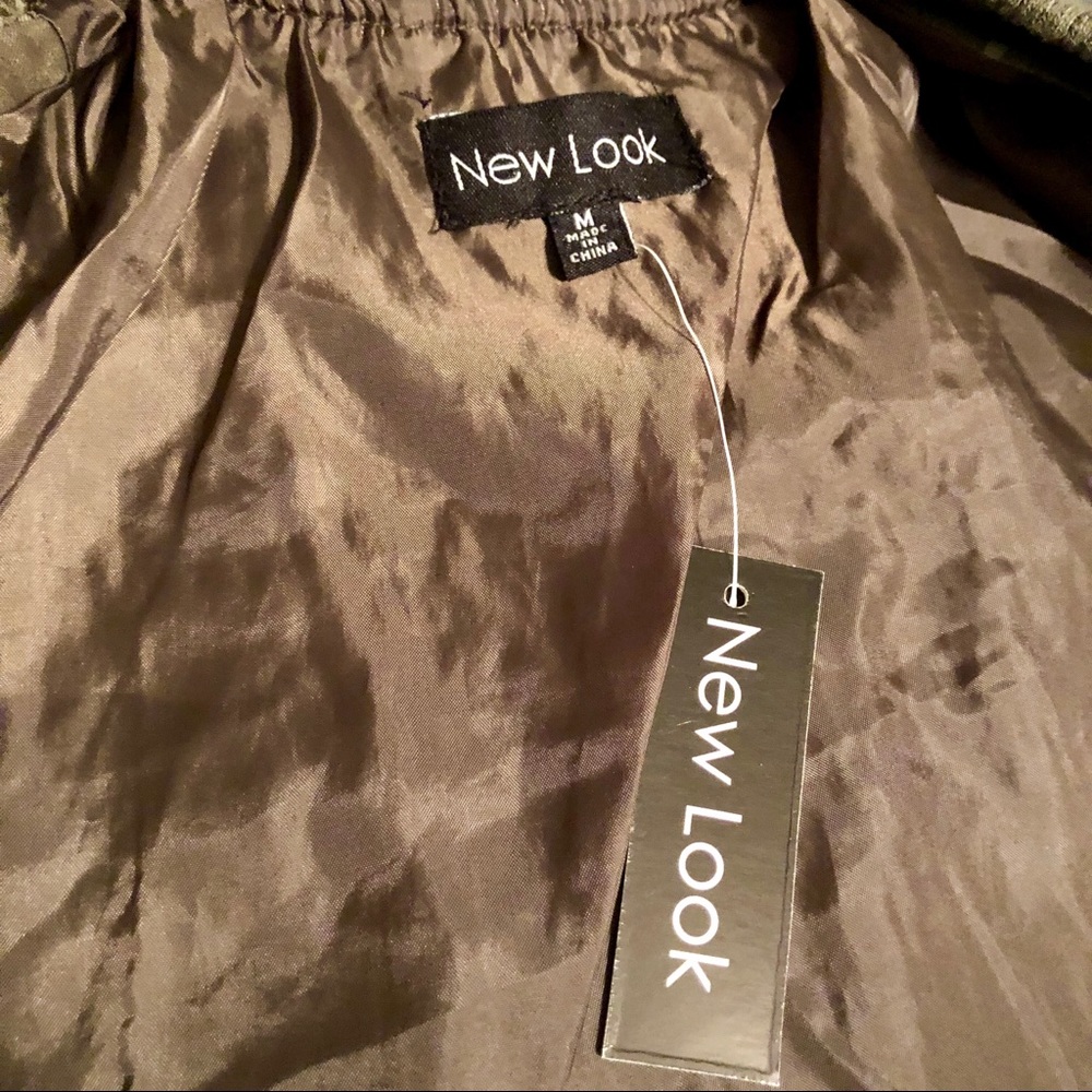 New Look Camouflage Bomber Jacket - Picture 7 of 8